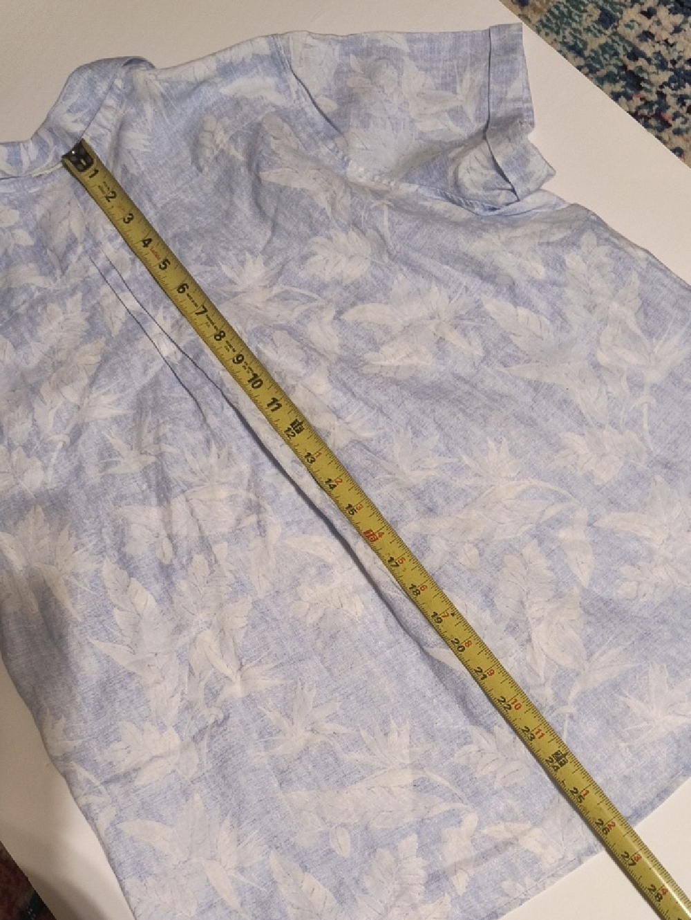 Tommy Bahama Light Blue and White Floral Button-Down Shirt W-S/P, 100℅ Linen - Picture 11 of 11